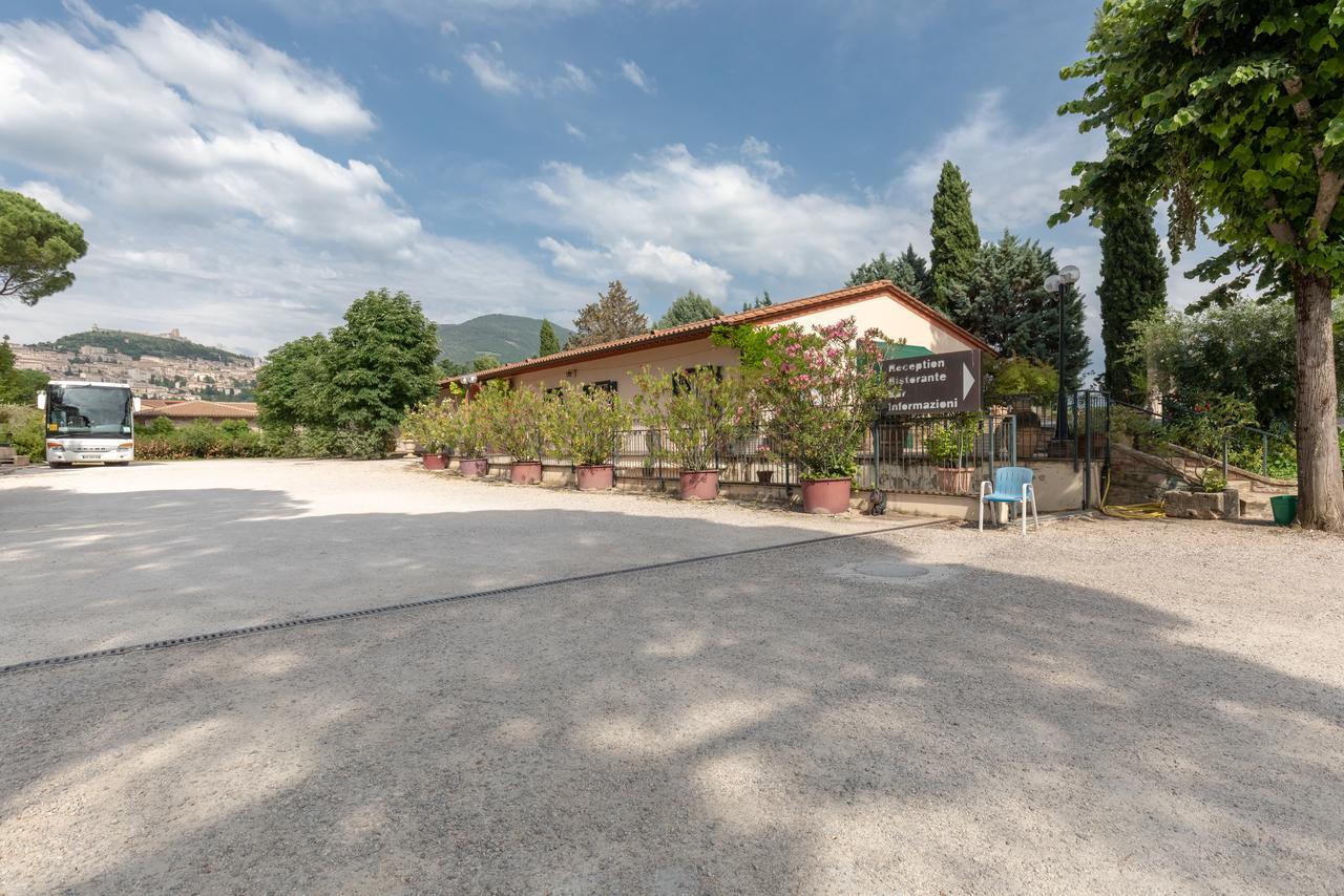 Hotel Villa Elda Assisi Exterior photo
