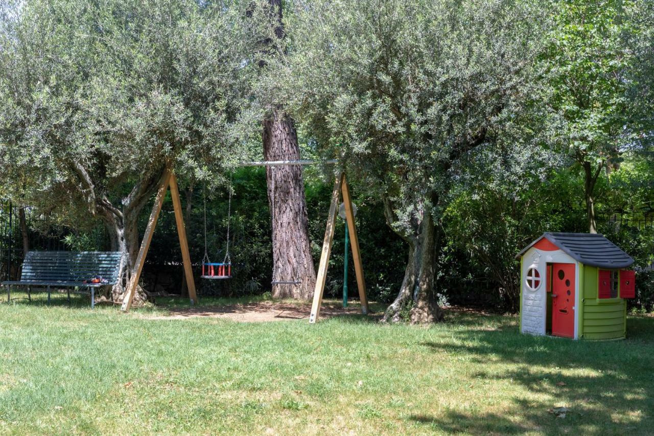 Hotel Villa Elda Assisi Exterior photo